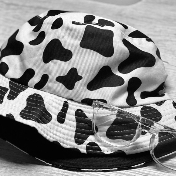 Zara Other - Zara cow print bucket hat